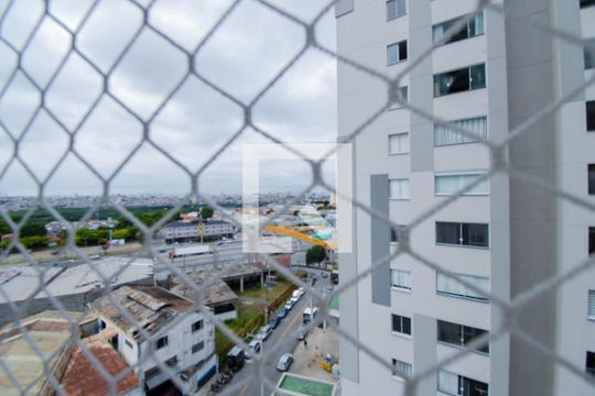 Vista Cozinha de apartamento para alugar com 2 quartos, 37m² em Vila das Bandeiras, Guarulhos