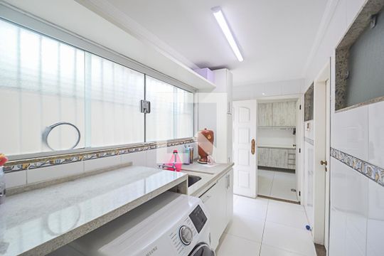Área de Serviço de casa à venda com 4 quartos, 350m² em Parque dos Passaros, São Bernardo do Campo