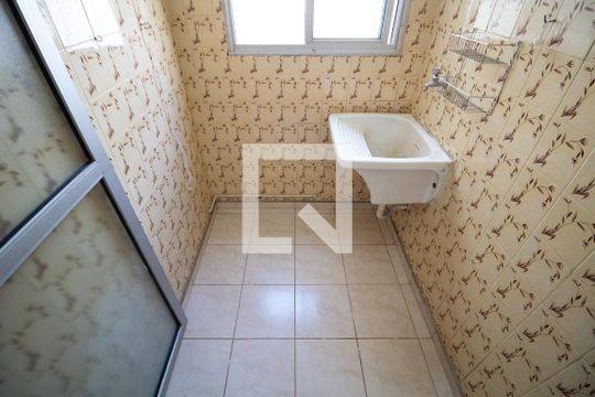 ÁREA DE SERVIÇO de apartamento para alugar com 2 quartos, 75m² em Jardim Chapadão, Campinas