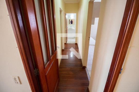 CORREDOR de apartamento para alugar com 2 quartos, 75m² em Jardim Chapadão, Campinas