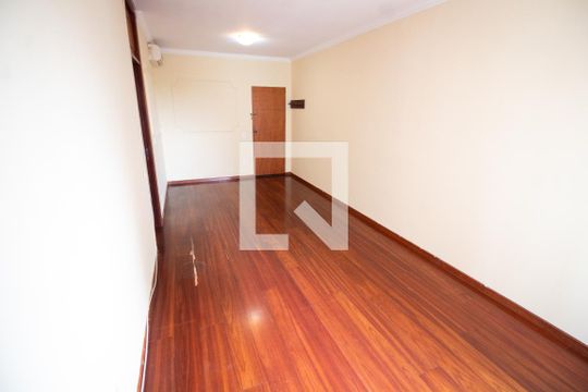 Sala de apartamento para alugar com 2 quartos, 75m² em Jardim Chapadão, Campinas