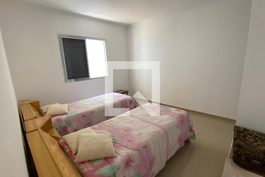 Quarto de casa à venda com 3 quartos, 180m² em Vila Monumento, São Paulo