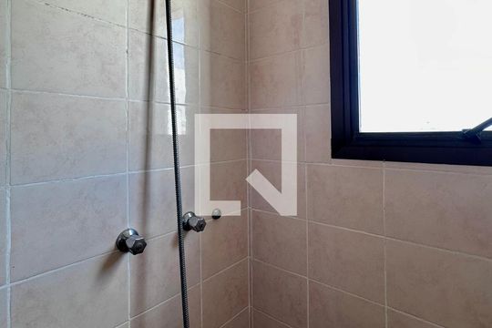 Banheiro Suíte de apartamento à venda com 2 quartos, 161m² em Vila Congonhas, São Paulo