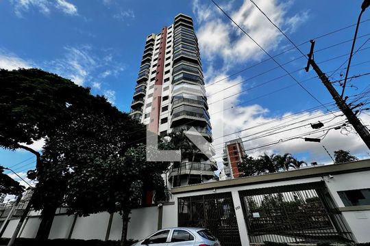 Fachada de apartamento à venda com 2 quartos, 161m² em Vila Congonhas, São Paulo