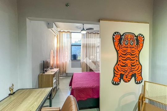 Sala/Quarto de apartamento à venda com 1 quarto, 41m² em Centro, Rio de Janeiro