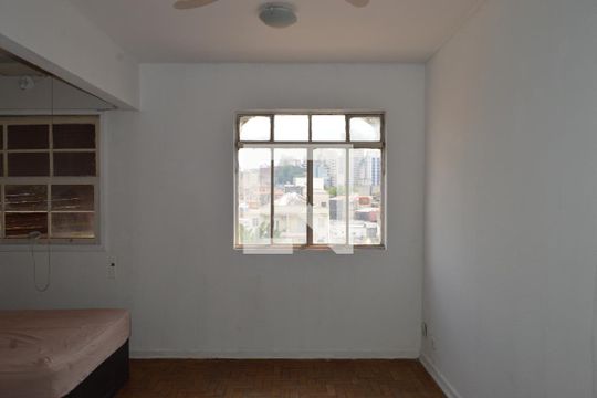 Sala/Quarto de kitnet/studio à venda com 1 quarto, 41m² em Liberdade, São Paulo