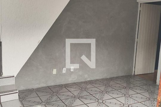 Sala de casa à venda com 2 quartos, 180m² em Vila Alzira, Santo André