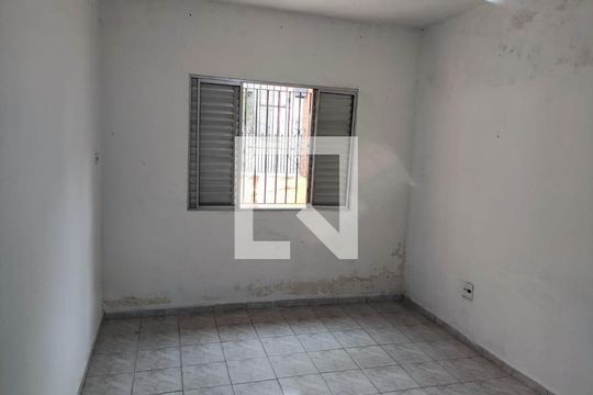 Quarto 4 de casa à venda com 2 quartos, 180m² em Vila Alzira, Santo André
