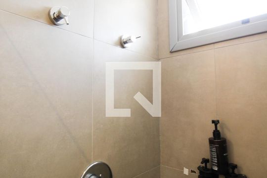 Banheiro de kitnet/studio à venda com 1 quarto, 22m² em Indianópolis, São Paulo