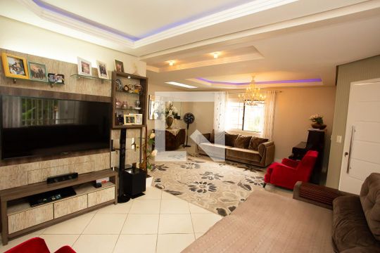 Casa à venda com 3 quartos, 200m² em Marechal Rondon, Canoas