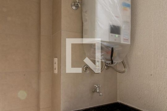Area de Serviço de apartamento para alugar com 2 quartos, 50m² em Vila Augusta, Guarulhos