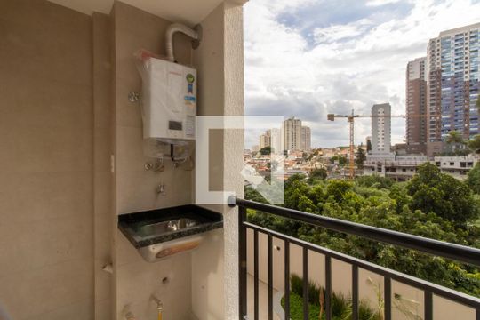 Varanda  de apartamento para alugar com 2 quartos, 50m² em Vila Augusta, Guarulhos