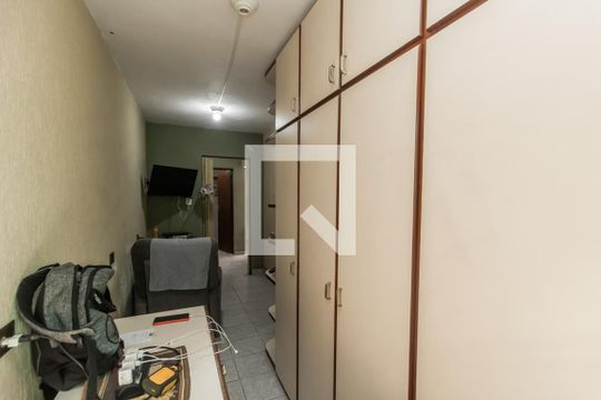 Quarto 2 de casa à venda com 2 quartos, 300m² em Vila Guilhermina, São Paulo
