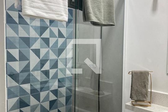 Banheiro de casa de condomínio à venda com 3 quartos, 85m² em Vila da Saúde, São Paulo