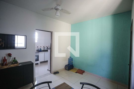 Sala de apartamento à venda com 2 quartos, 90m² em Camargos, Belo Horizonte