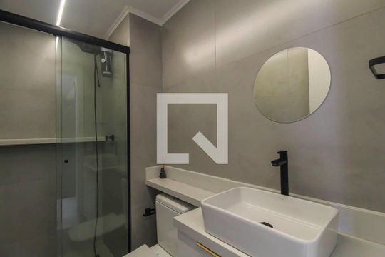 Banheiro de apartamento à venda com 2 quartos, 34m² em Vila Prudente, São Paulo