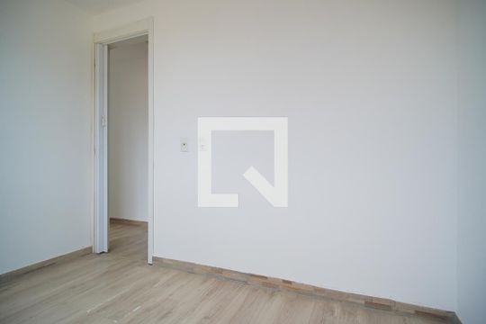 Quarto 1 de apartamento à venda com 2 quartos, 44m² em Sarandi, Porto Alegre