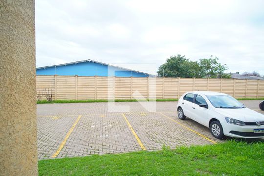 Sala - Vista de apartamento à venda com 2 quartos, 44m² em Sarandi, Porto Alegre