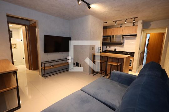 Sala de apartamento à venda com 2 quartos, 68m² em Vila Rosa, Goiânia