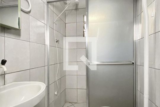 Banheiro  de casa para alugar com 2 quartos, 86m² em Liberdade, Novo Hamburgo