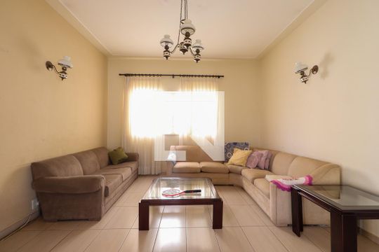 Sala de casa para alugar com 4 quartos, 303m² em Centro, Ribeirão Preto