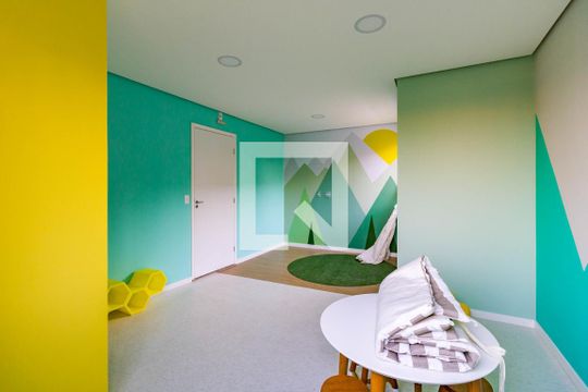 Área comum de apartamento para alugar com 2 quartos, 42m² em Parque Arariba, São Paulo