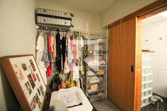 Quarto de Serviço de apartamento à venda com 2 quartos, 86m² em Barra da Tijuca, Rio de Janeiro