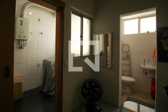 Quarto de Serviço de apartamento à venda com 2 quartos, 86m² em Barra da Tijuca, Rio de Janeiro
