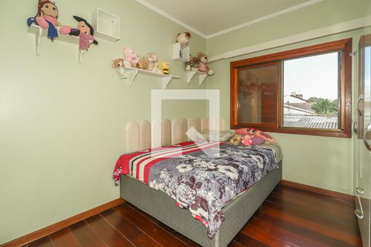 Quarto 2 de casa à venda com 3 quartos, 271m² em Jardim Itu, Porto Alegre