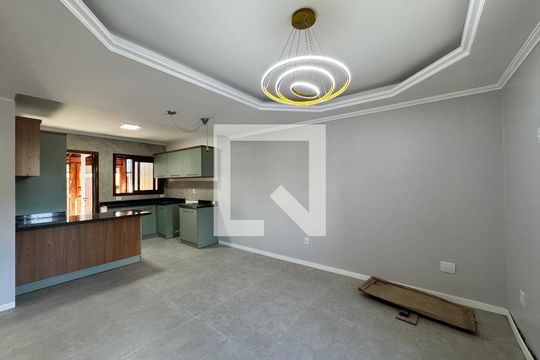 Sala de casa de condomínio à venda com 3 quartos, 102m² em Scharlau, São Leopoldo