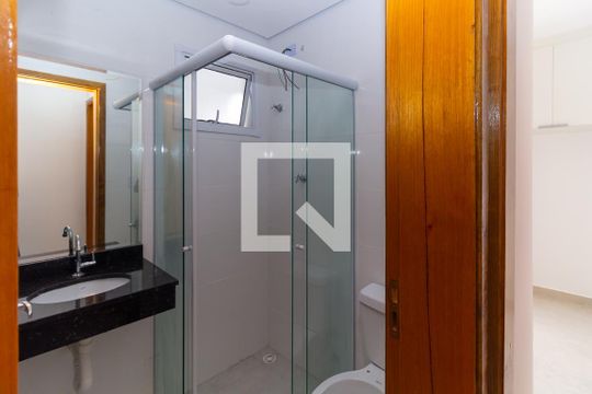 Banheiro de kitnet/studio à venda com 1 quarto, 27m² em Vila Darli, São Paulo