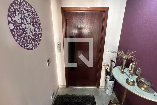 Entrada da sala de apartamento à venda com 3 quartos, 240m² em Vila Mariana, São Paulo