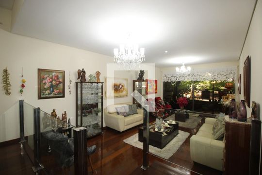Sala de apartamento à venda com 4 quartos, 180m² em Lourdes, Belo Horizonte