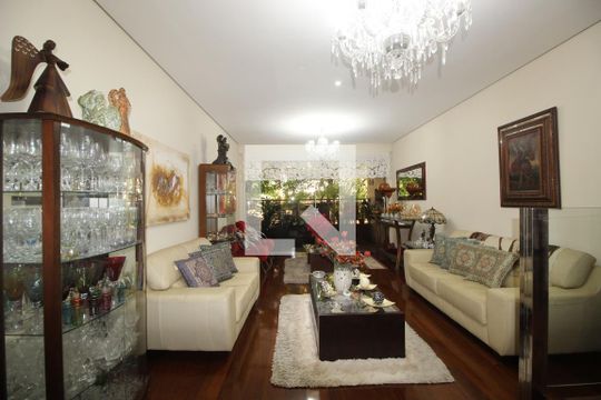 Sala de apartamento à venda com 4 quartos, 180m² em Lourdes, Belo Horizonte