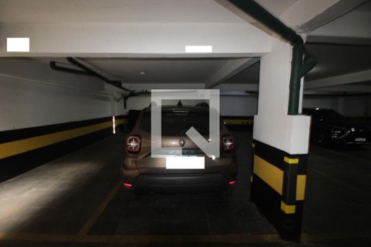 Vagas de garagem de apartamento à venda com 4 quartos, 180m² em Lourdes, Belo Horizonte