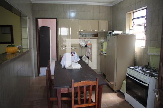 Cozinha de casa à venda com 3 quartos, 379m² em Diamante, Belo Horizonte