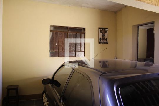 Garagem de casa à venda com 3 quartos, 379m² em Diamante, Belo Horizonte