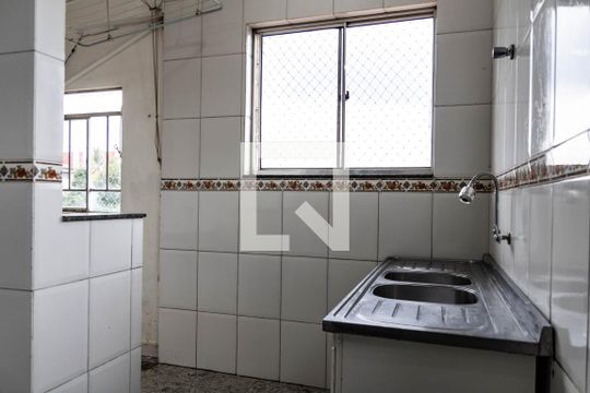 Cozinha de apartamento à venda com 3 quartos, 190m² em Carlos Prates, Belo Horizonte