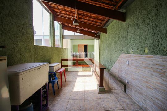 Churrasqueira de casa à venda com 3 quartos, 200m² em Itaquera, São Paulo