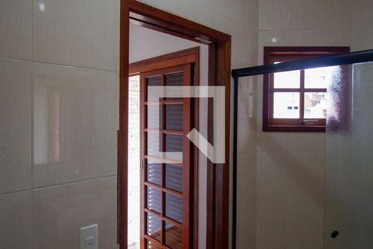 Banheiro de casa à venda com 3 quartos, 200m² em Itaquera, São Paulo
