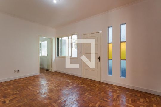 Casa para alugar com 3 quartos, 265m² em Jardim Carvalho, Porto Alegre