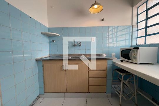 Cozinha de casa à venda com 2 quartos, 100m² em Vila Gomes, São Paulo