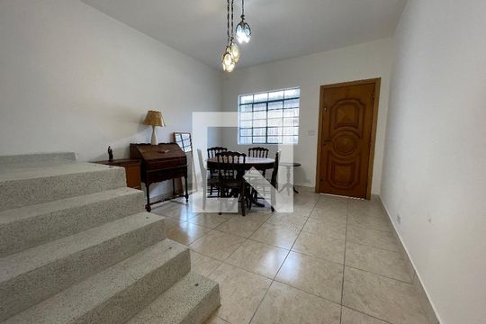 Casa à venda com 2 quartos, 100m² em Vila Gomes, São Paulo