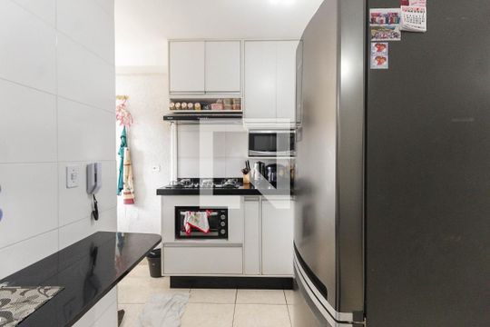 Cozinha de apartamento para alugar com 2 quartos, 41m² em Vila Progresso (zona Leste), São Paulo