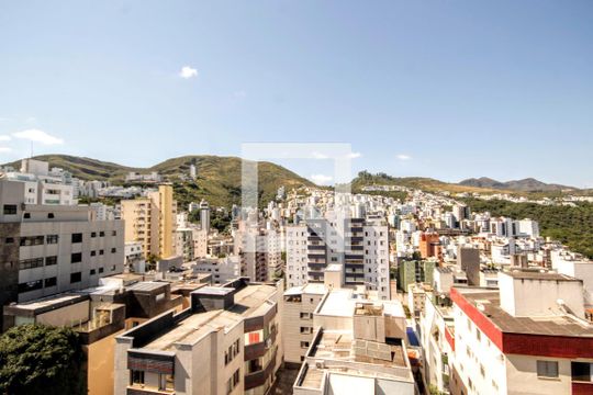Vista/Sala 1 de apartamento à venda com 4 quartos, 300m² em Buritis, Belo Horizonte