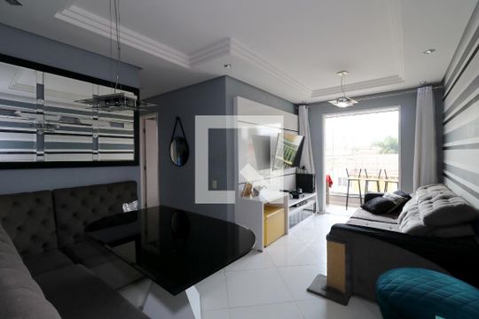 Apartamento para alugar com 3 quartos, 60m² em Jardim Santo André, Santo André