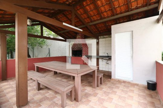 Área Comum - Churrasqueira de apartamento para alugar com 3 quartos, 60m² em Jardim Santo André, Santo André