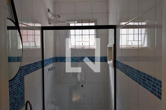 Banheiro de casa à venda com 3 quartos, 170m² em Jardim Colombo, São Paulo