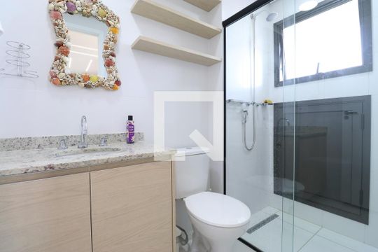 Banheiro de kitnet/studio à venda com 1 quarto, 27m² em Perdizes, São Paulo