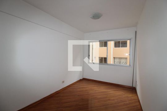 Sala de apartamento para alugar com 2 quartos, 60m² em Jardim Ester, São Paulo